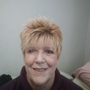 Meet your Posher, Maeve